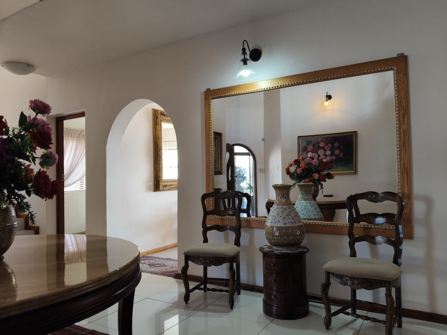 4 Bedroom Property for Sale in Wavecrest Eastern Cape